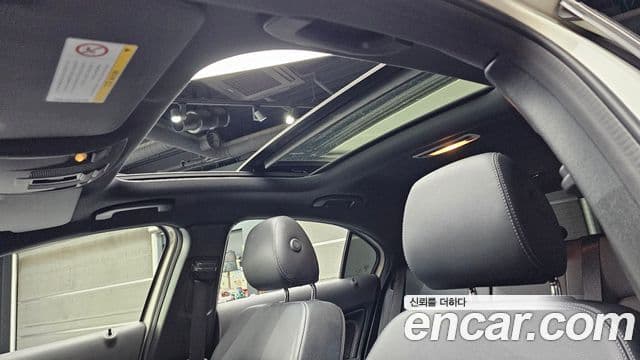 Mercedes-Benz A-Class 2018 — ფოტო 4/20