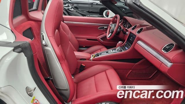 Porsche 718 Boxster 2024 — Photo 21/33
