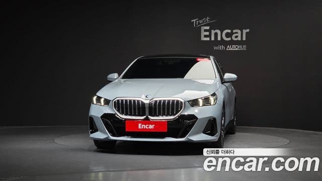 BMW 5 Series 2025 — ფოტო 3/20
