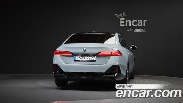 BMW 5 Series 2025 — ფოტო 4/20