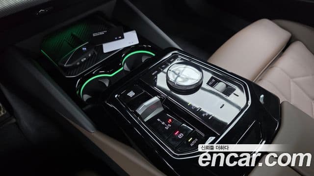 BMW 5 Series 2025 — фото 9 из 20