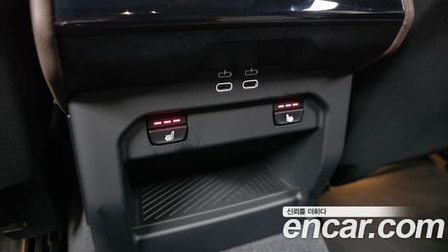 BMW 5 Series 2025 — ფოტო 13/20