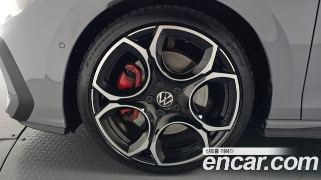 Volkswagen Golf 2026 — Şəkil 5/20