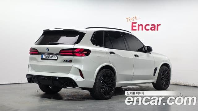 BMW X5M 2025 — Photo 24/36
