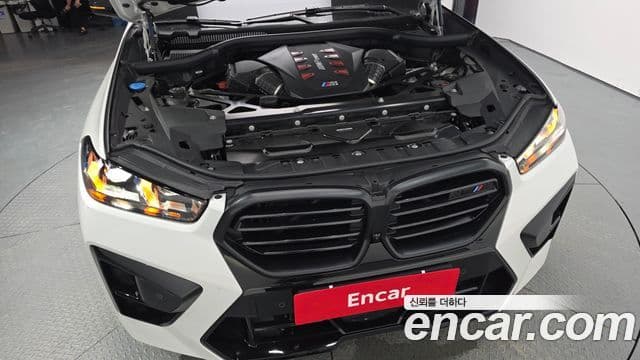 BMW X5M 2025 — Photo 11/36