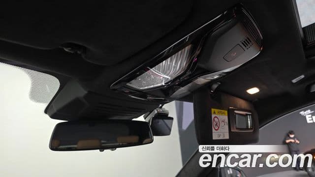 BMW X5M 2025 — Photo 33/36
