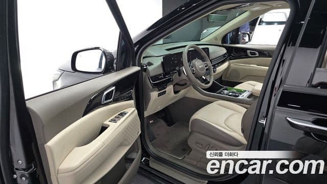 Kia Carnival 2024 — Şəkil 10/20