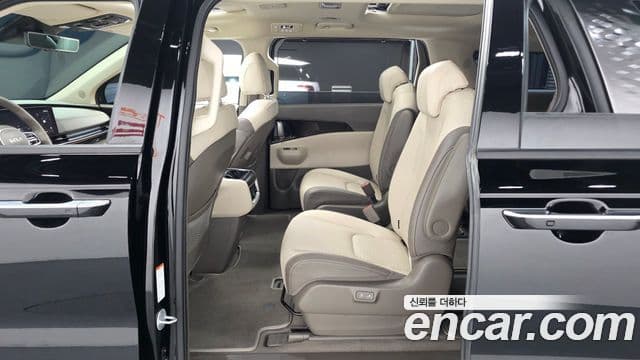 Kia Carnival 2024 — Şəkil 11/20