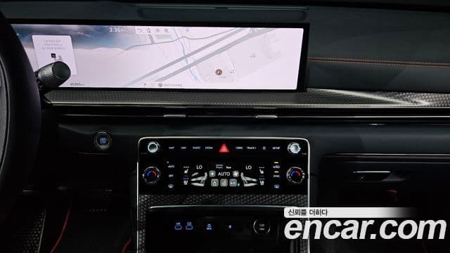 Genesis GV80 Coupe 2024 — Фото 13/20