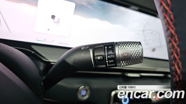 Genesis GV80 Coupe 2024 — Фото 19/20