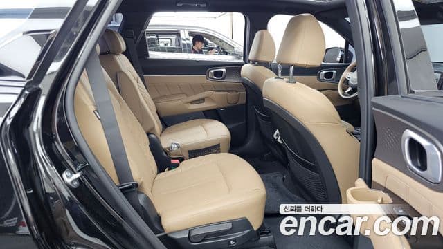 Kia Sorento 2023 — ფოტო 12/20