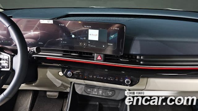 Kia Carnival 2024 — Photo 18/30