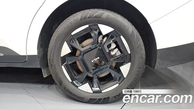 Kia Carnival 2024 — Photo 27/30