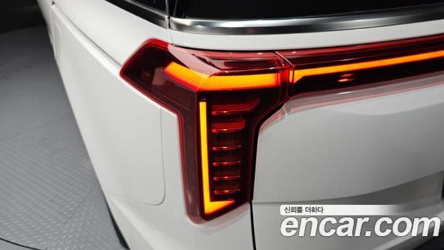 Kia Carnival 2024 — Photo 25/30