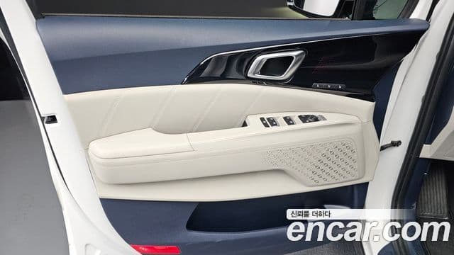 Kia Carnival 2024 — Photo 2/30