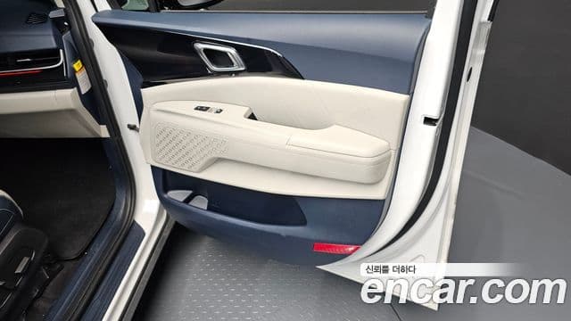 Kia Carnival 2024 — Photo 23/30