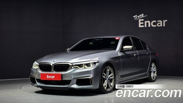 BMW 5 Series 2018 — ფოტო 10/20