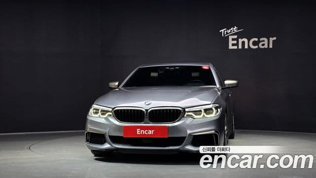 BMW 5 Series 2018 — ფოტო 2/20