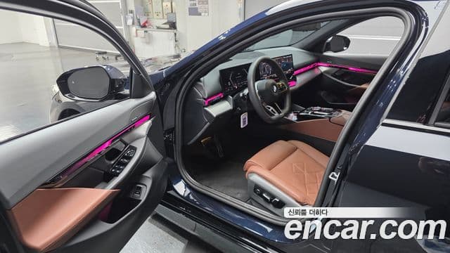 BMW 5 Series 2026 — ფოტო 10/20
