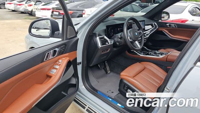 BMW X7 2024 — ფოტო 10/20