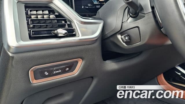 BMW X7 2024 — ფოტო 15/20