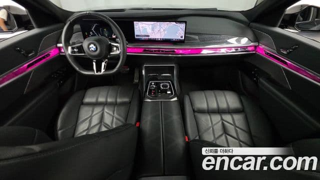 BMW 7 Series 2022 — ფოტო 7/20