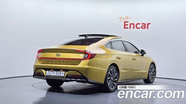 Hyundai Sonata 2019 — Фото 2/20