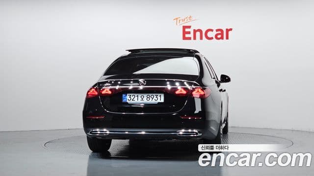 Mercedes-Benz E-Class 2024 — Şəkil 4/20