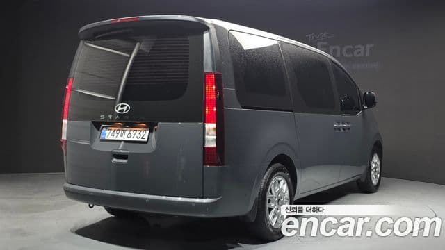 Hyundai Staria 2026 — ფოტო 1/20