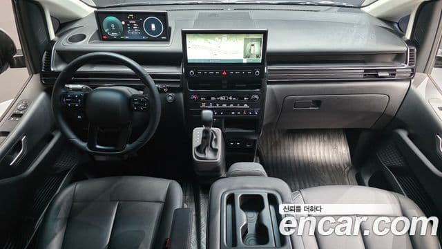 Hyundai Staria 2026 — ფოტო 6/20