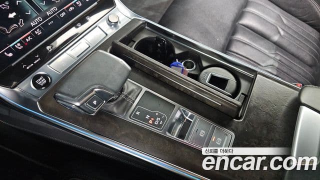 Audi A7 2021 — Şəkil 9/20