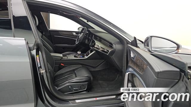 Audi A7 2021 — Şəkil 17/20