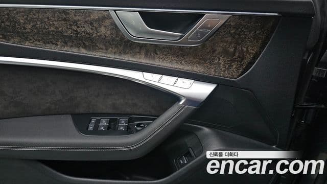 Audi A7 2021 — Photo 4/35