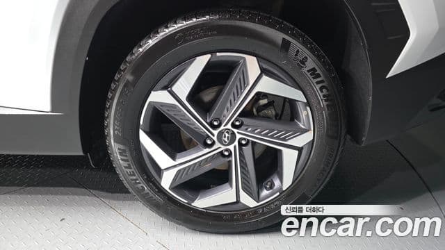 Hyundai The New Tucson 2023 — ფოტო 5/20