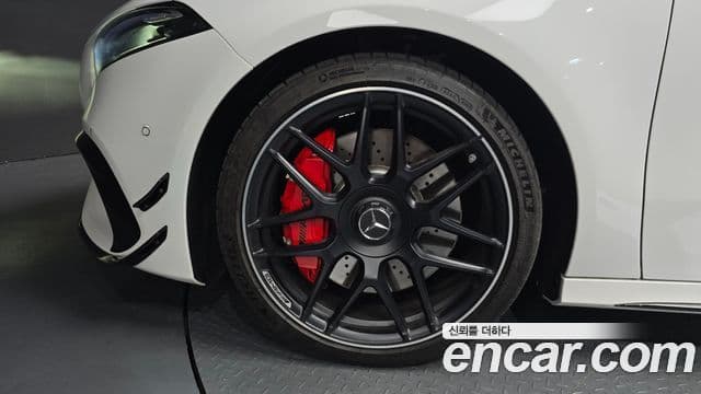 Mercedes-Benz A-Class 2025 — ფოტო 5/20