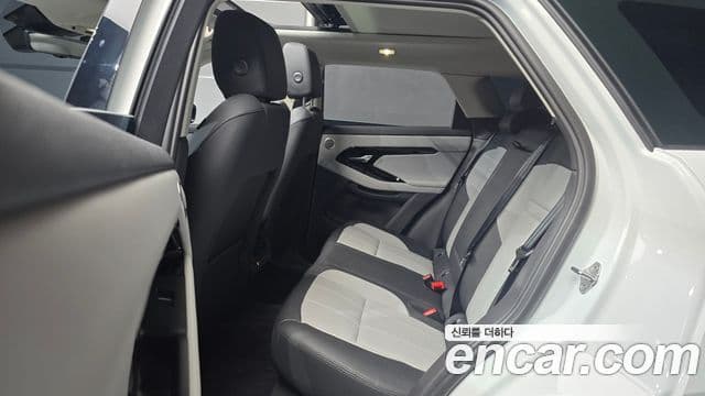 Land Rover Range Rover Evoque 2024 — ფოტო 11/19