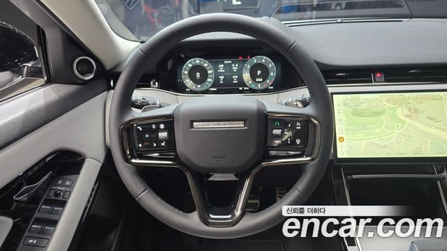 Land Rover Range Rover Evoque 2024 — ფოტო 13/19