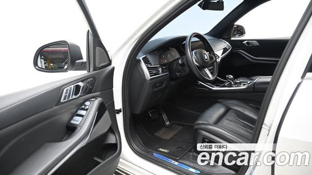 BMW X7 2022 — Şəkil 10/19