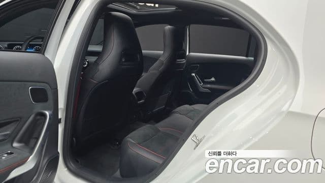 Mercedes-Benz A-Class 2025 — ფოტო 11/20