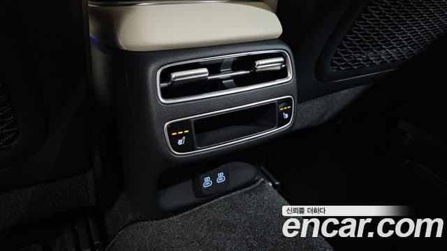 Genesis GV70 2026 — Photo 11/34