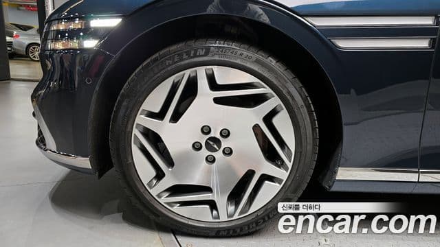 Genesis G90 2023 — Photo 1/20