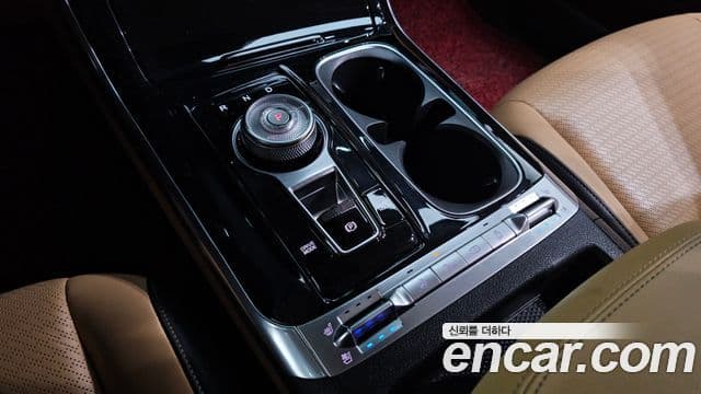 Kia Carnival 2020 — Şəkil 9/20