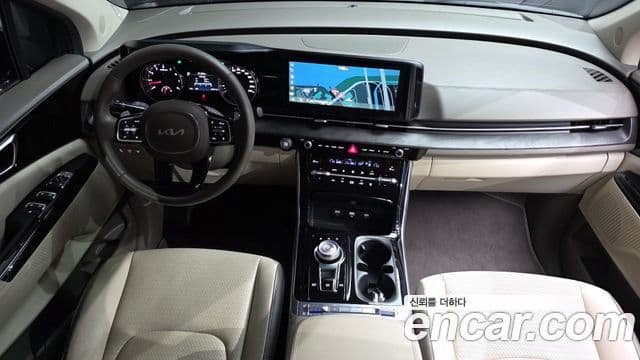 Kia Carnival 2023 — Şəkil 10/20