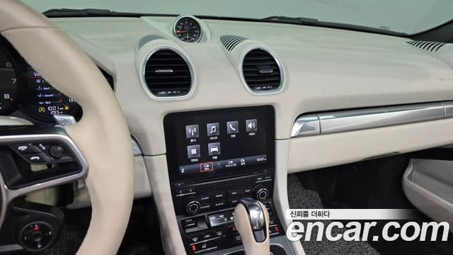 Porsche 718 Boxster 2020 — Şəkil 19/20