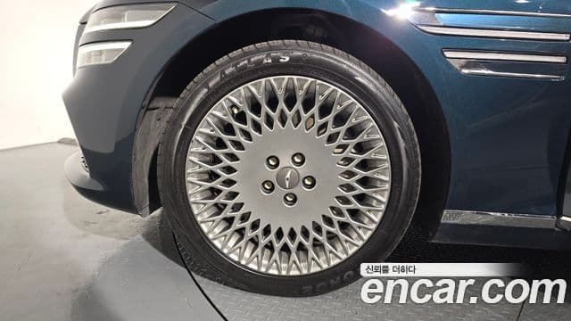 Genesis Electrified G80 2020 — ფოტო 5/20