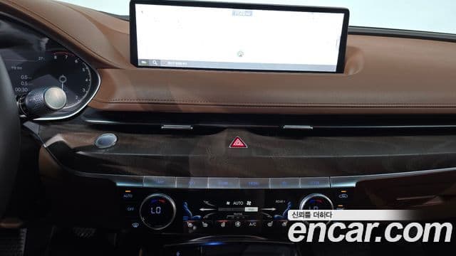 Genesis Electrified G80 2020 — ფოტო 13/20