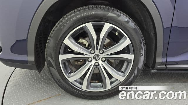 Lexus RX450h 2018 — ფოტო 5/20