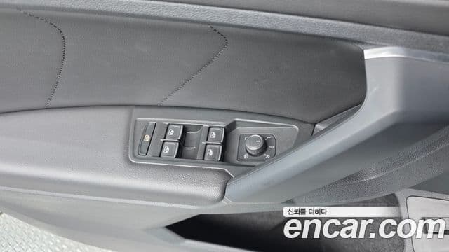 Volkswagen Tiguan 2023 — ფოტო 13/20