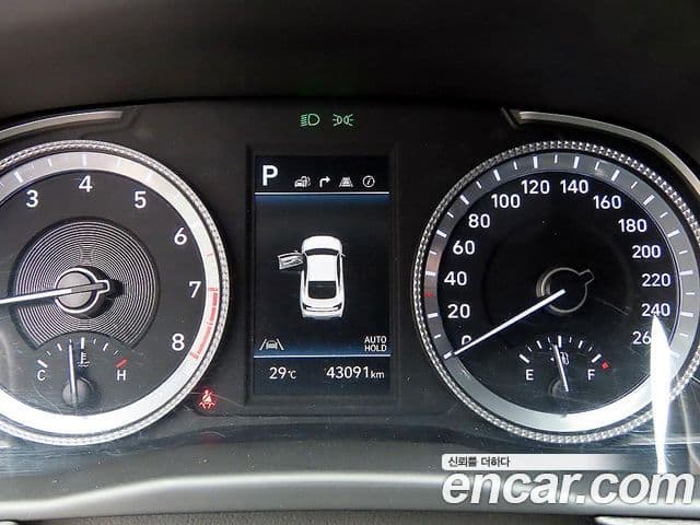 Hyundai Sonata 2022 — ფოტო 7/20