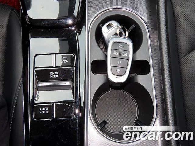 Hyundai Sonata 2022 — ფოტო 13/20